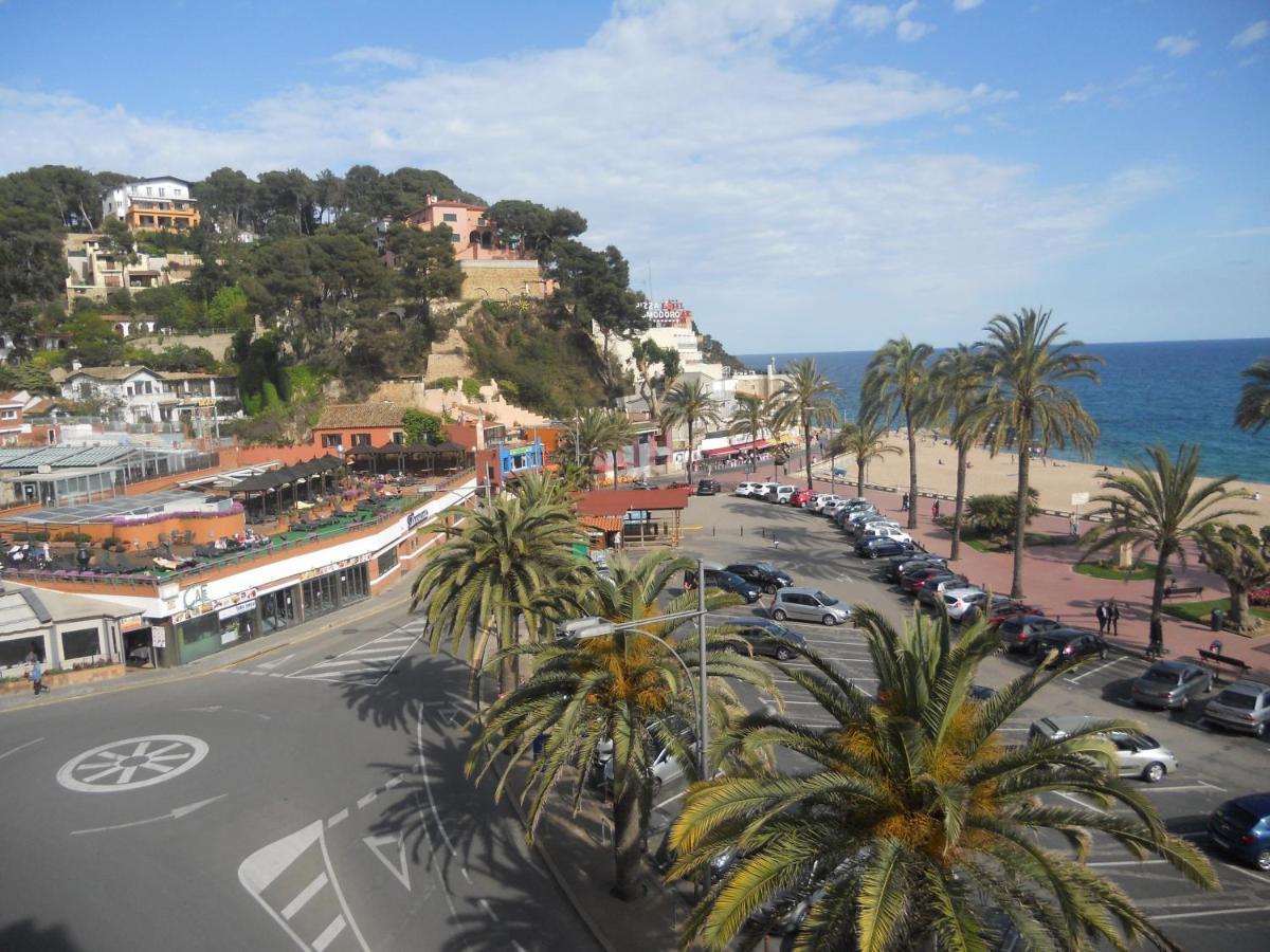 Apartaments Nautic Lloret de Mar Bagian luar foto