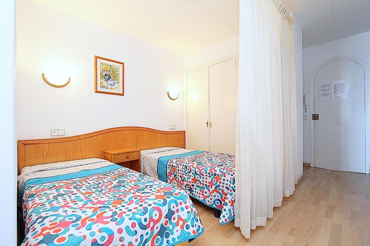 Apartaments Nautic Lloret de Mar Bagian luar foto