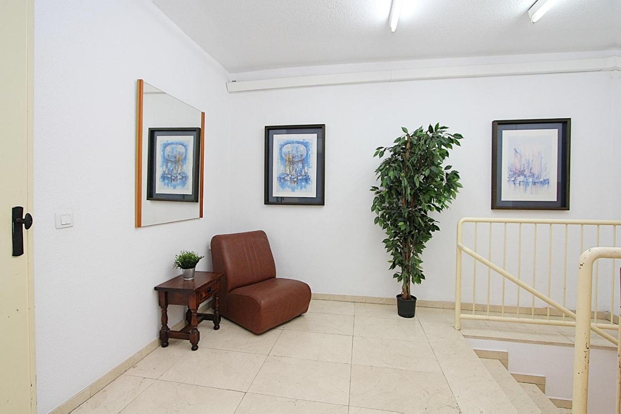 Apartaments Nautic Lloret de Mar Bagian luar foto