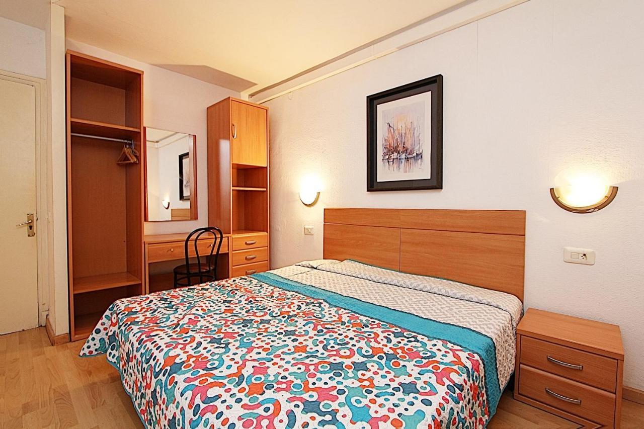 Apartaments Nautic Lloret de Mar Bagian luar foto