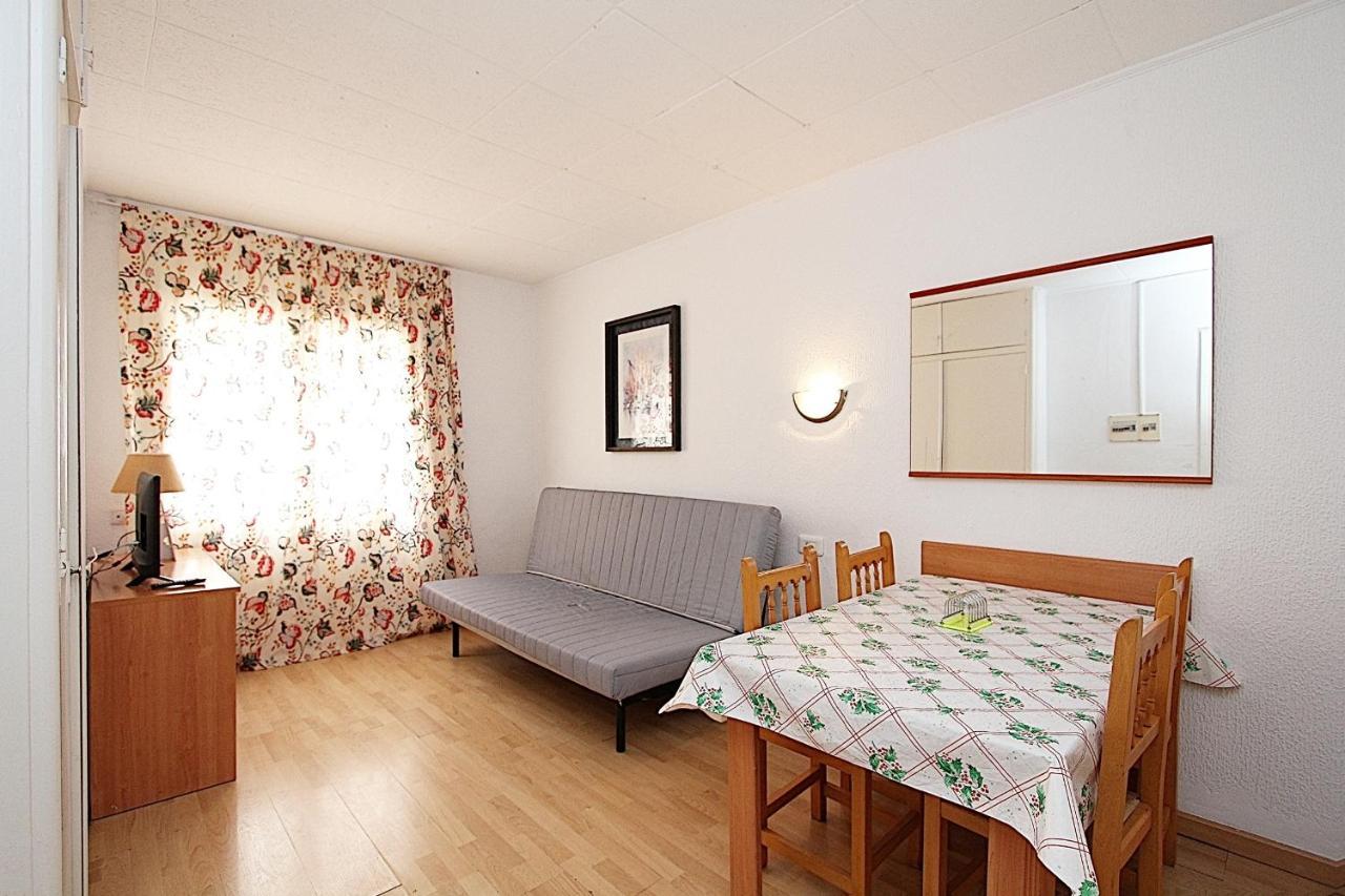 Apartaments Nautic Lloret de Mar Bagian luar foto
