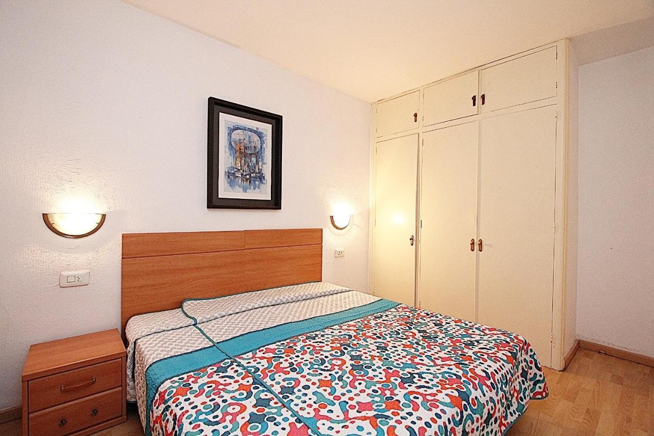 Apartaments Nautic Lloret de Mar Bagian luar foto