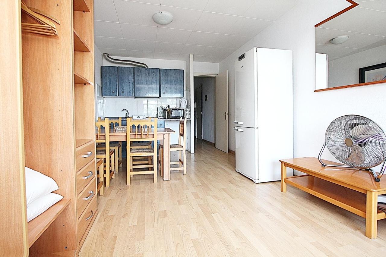 Apartaments Nautic Lloret de Mar Bagian luar foto
