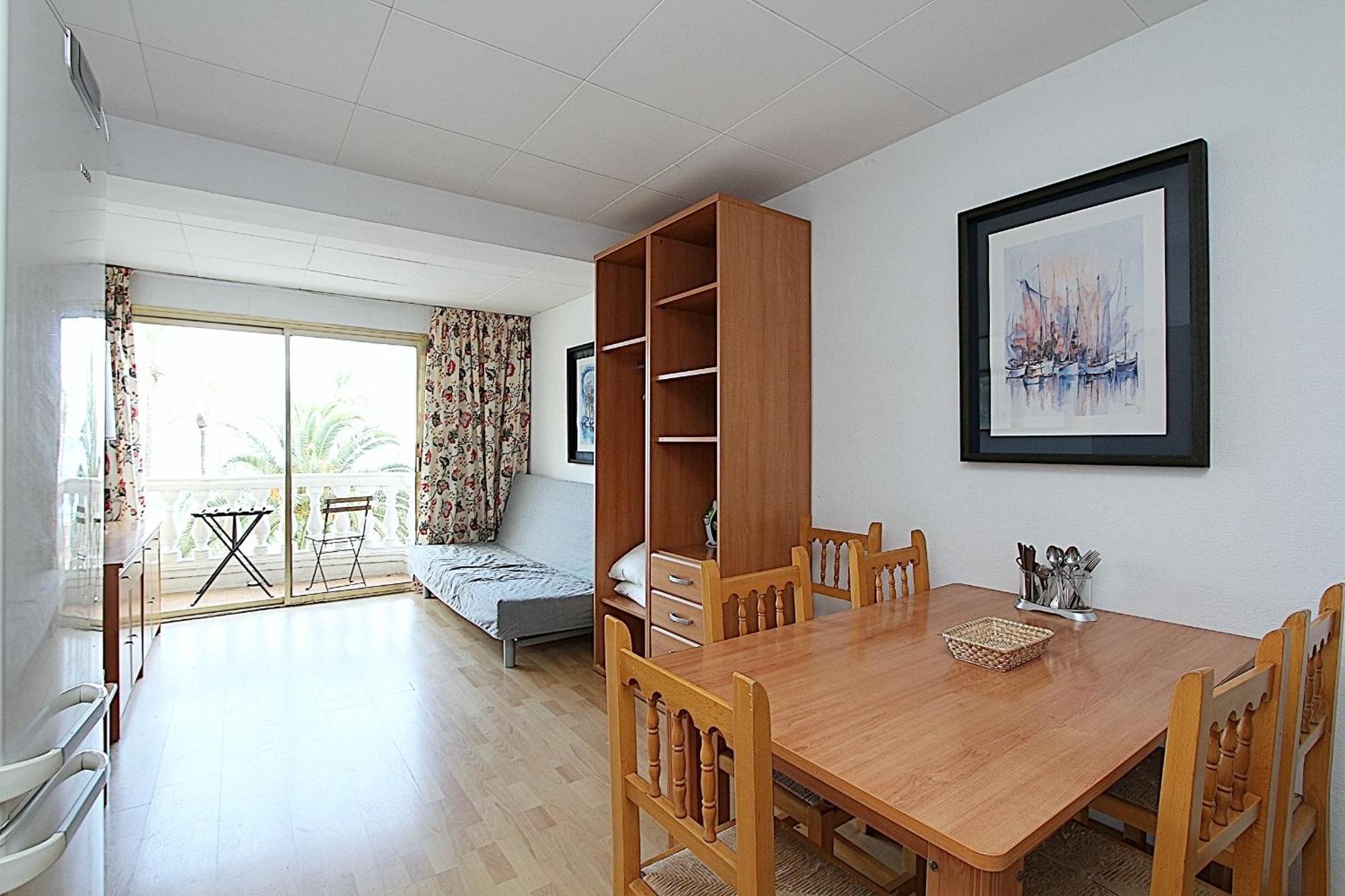 Apartaments Nautic Lloret de Mar Ruang foto