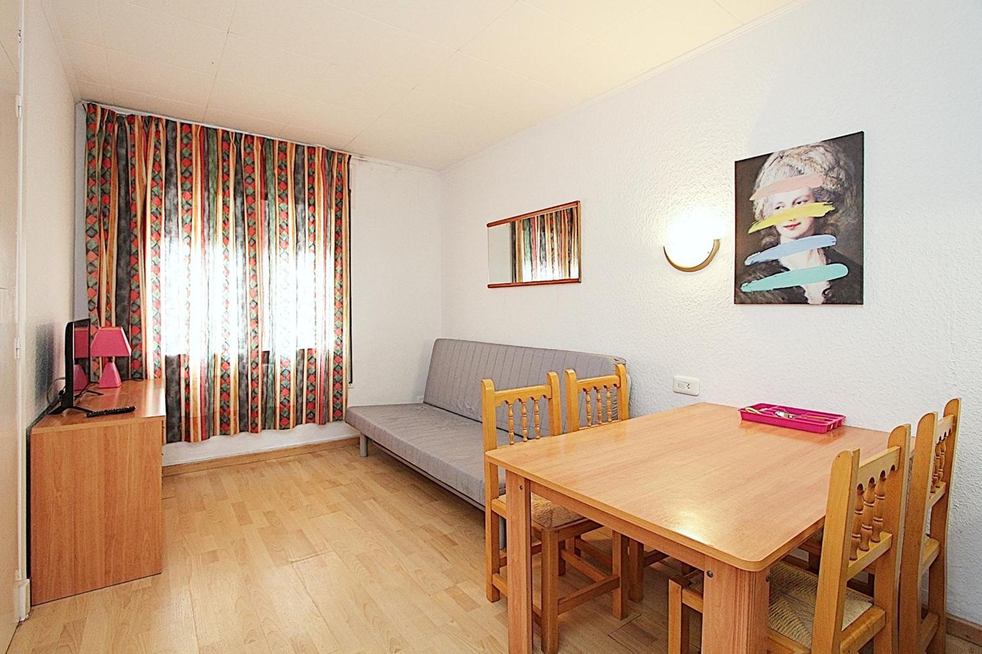 Apartaments Nautic Lloret de Mar Ruang foto