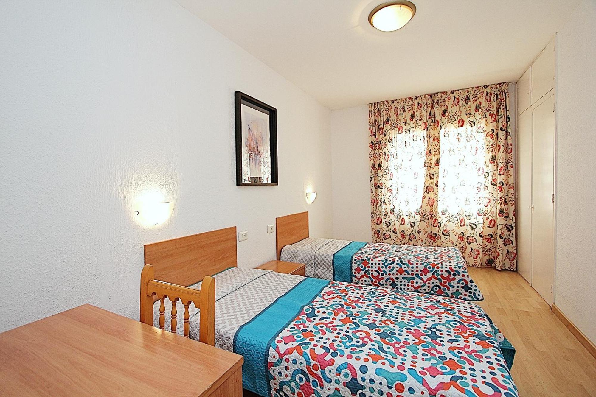 Apartaments Nautic Lloret de Mar Ruang foto