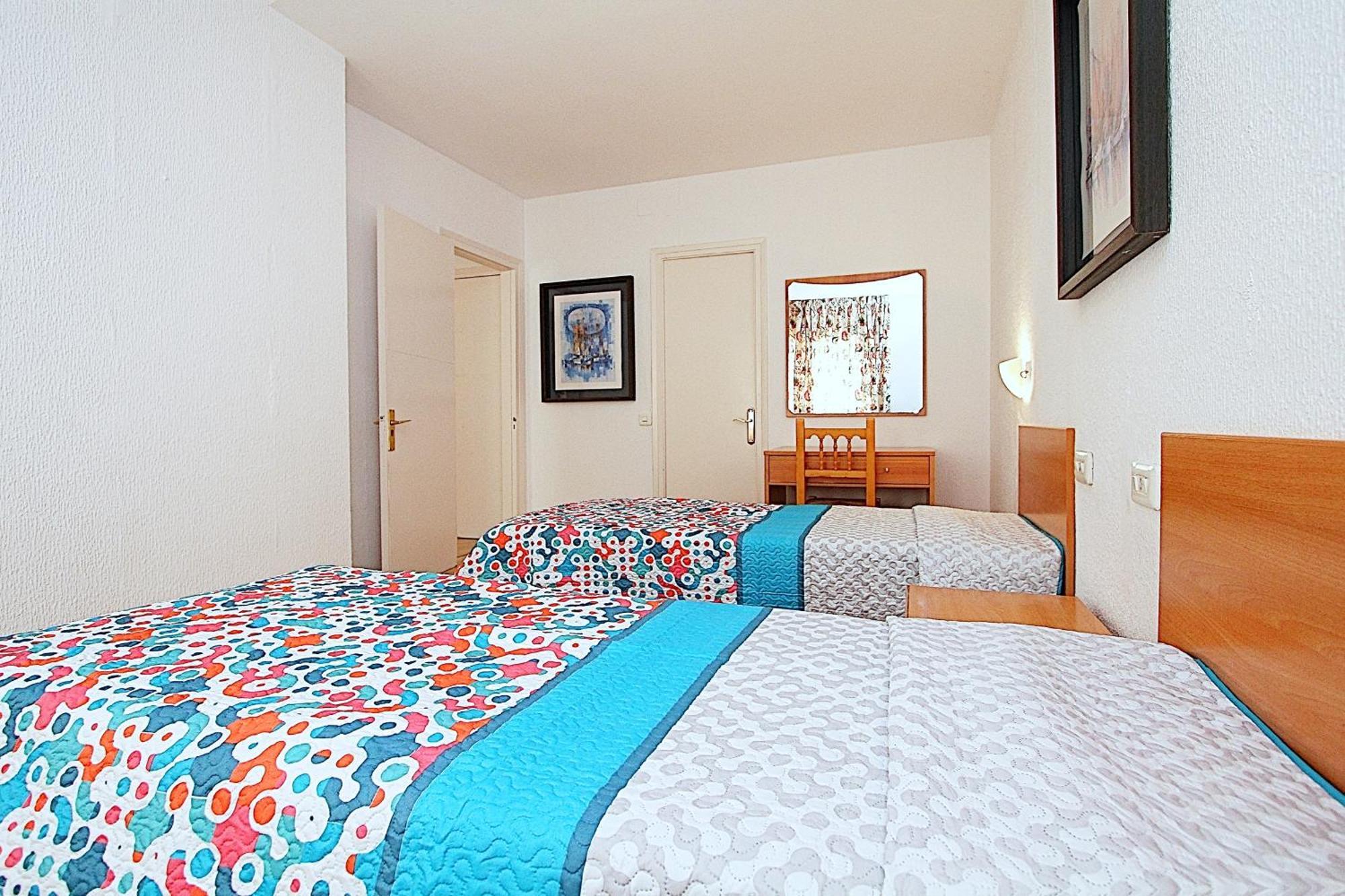 Apartaments Nautic Lloret de Mar Ruang foto